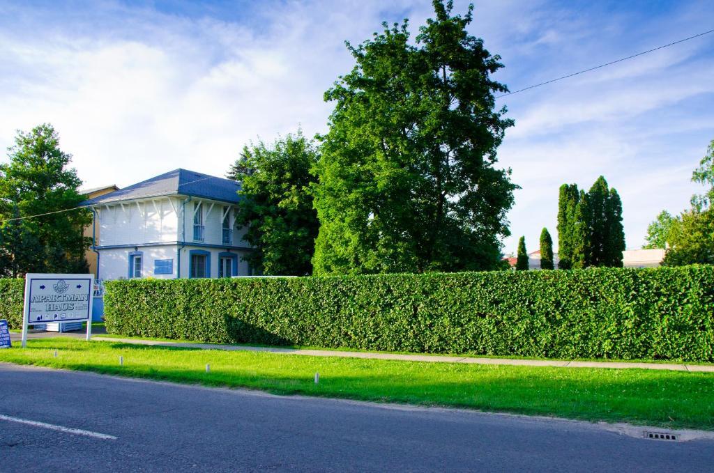 Samson Apartment Hajduszoboszlo Exterior foto
